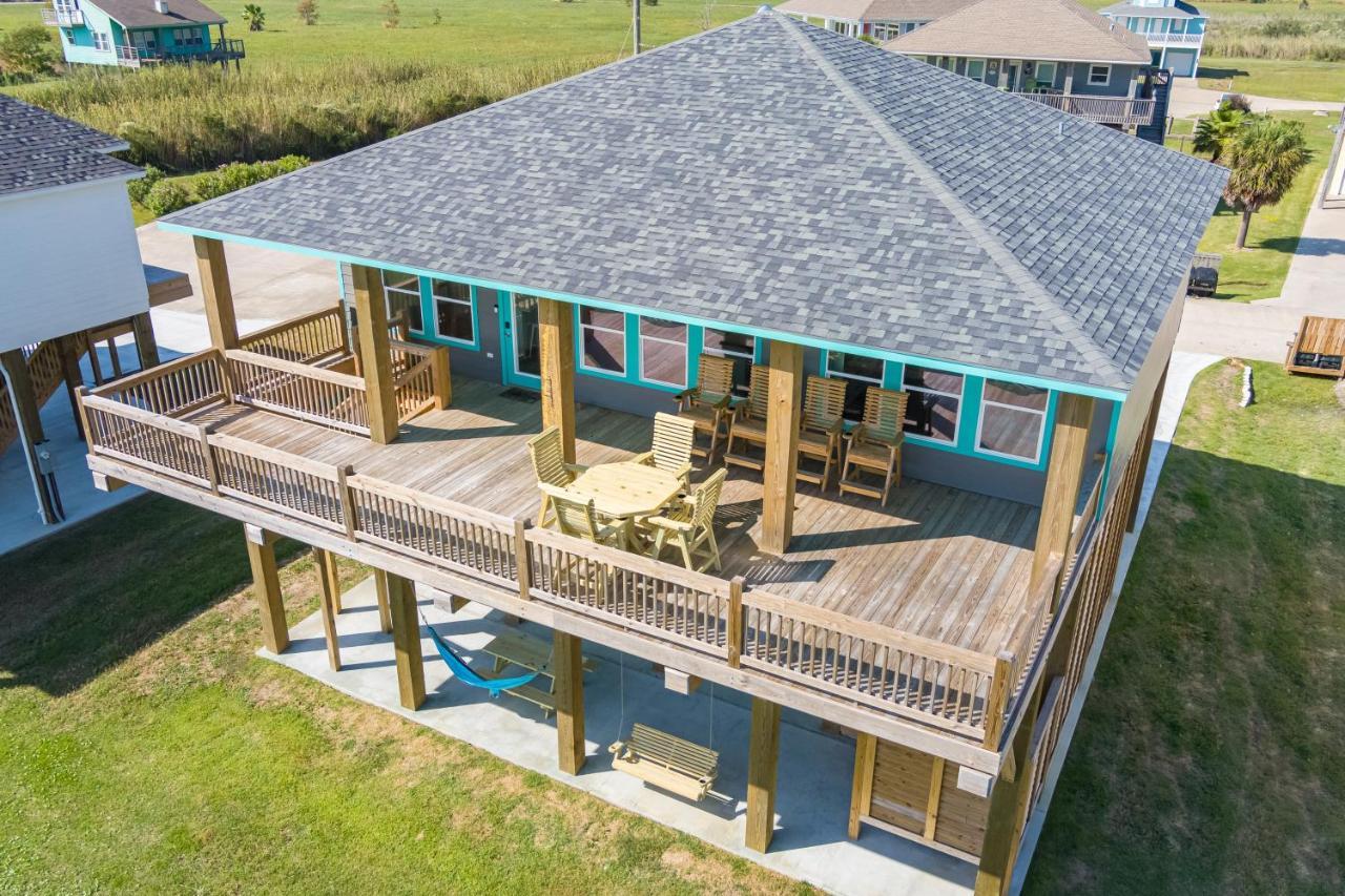 Stylish 4Br Crystal Beach Retreat Walk To Beach Bolivar Peninsula Extérieur photo