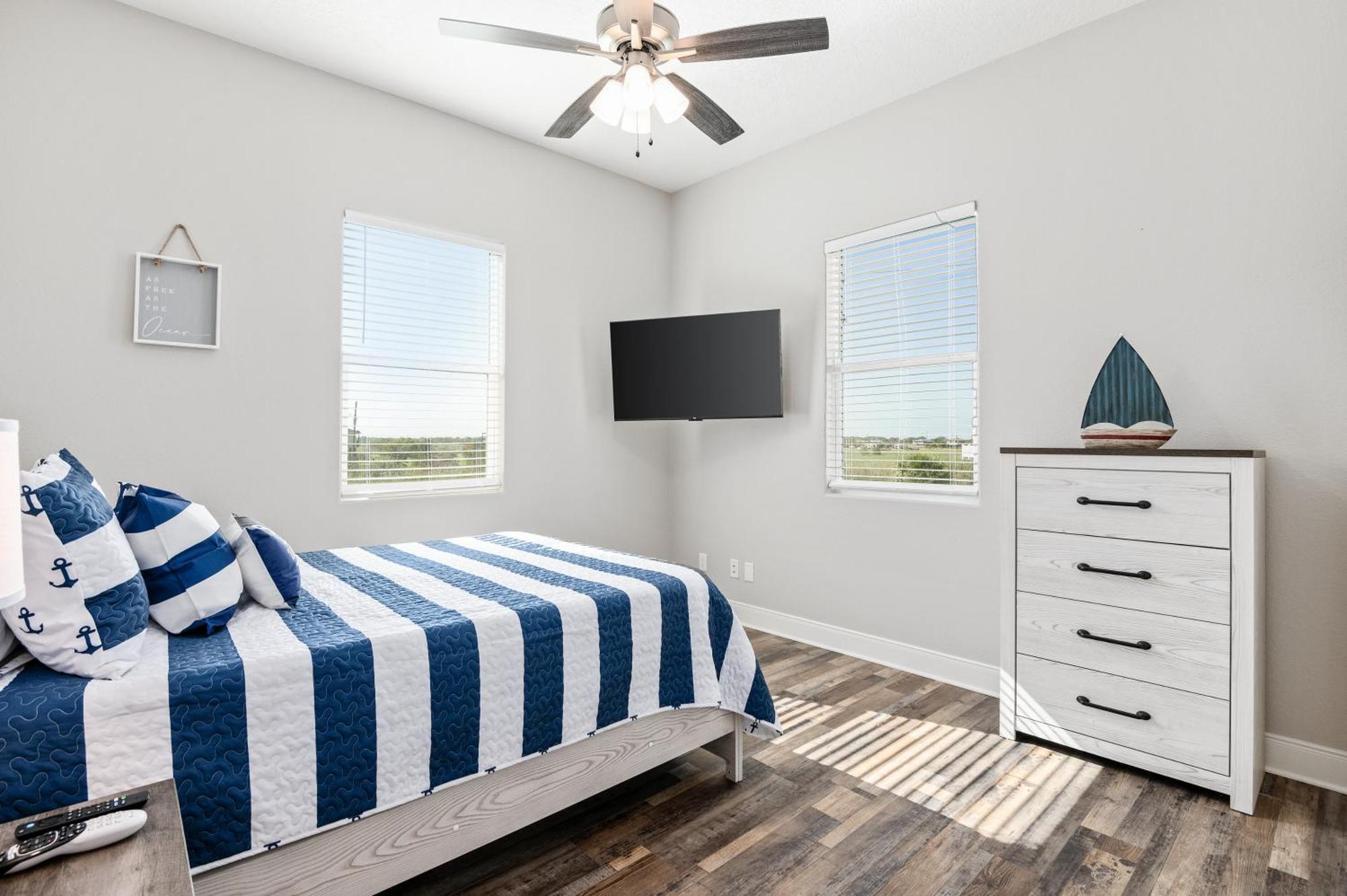 Stylish 4Br Crystal Beach Retreat Walk To Beach Bolivar Peninsula Extérieur photo